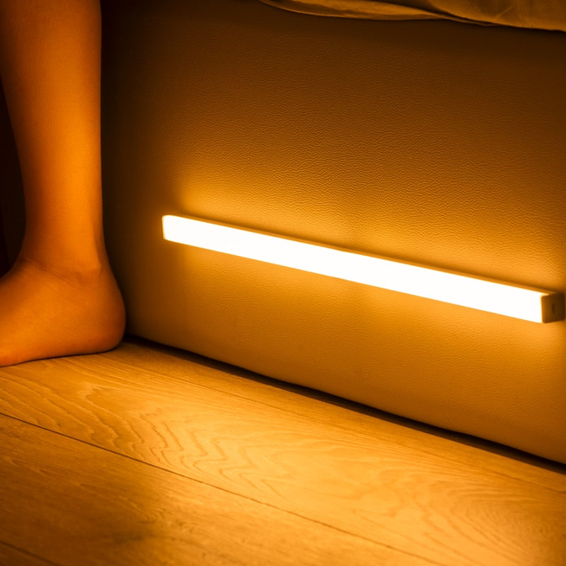 Luz LED con Sensor de Movimiento Recargable - Iluminación Automática para Closet, Cocina y Escaleras